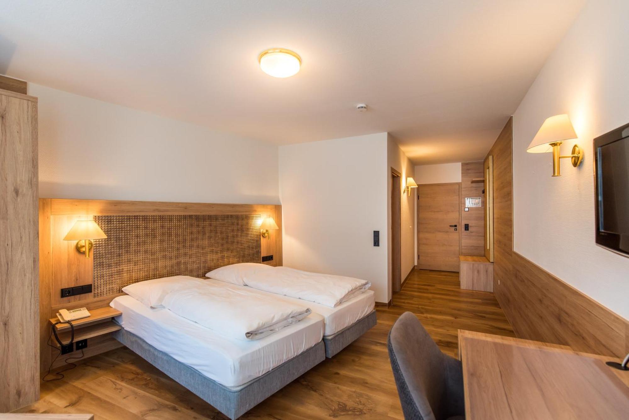 Hotel-Restaurant Heiligenstadter Hof Heiligenstadt in Oberfranken Dış mekan fotoğraf